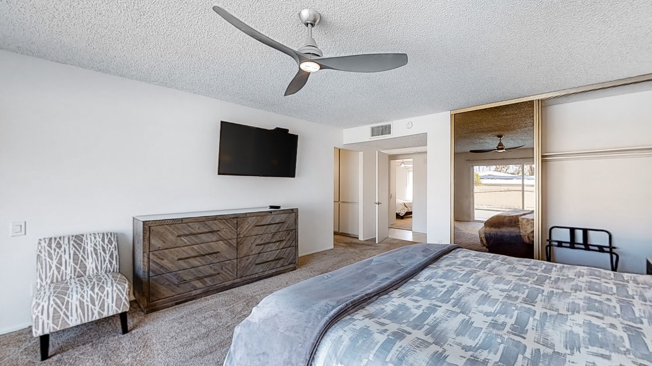 Photo of Bedroom in Indian Canyon