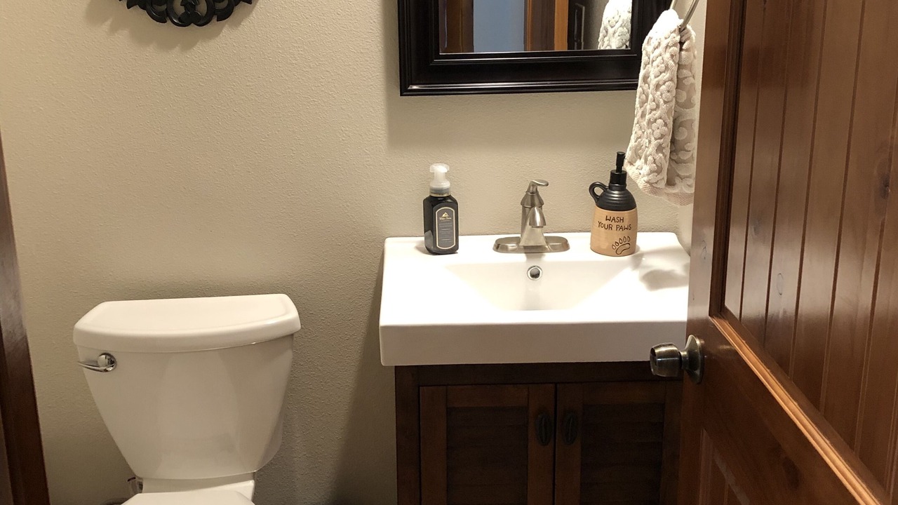 Photo of Bathroom in Running Springs