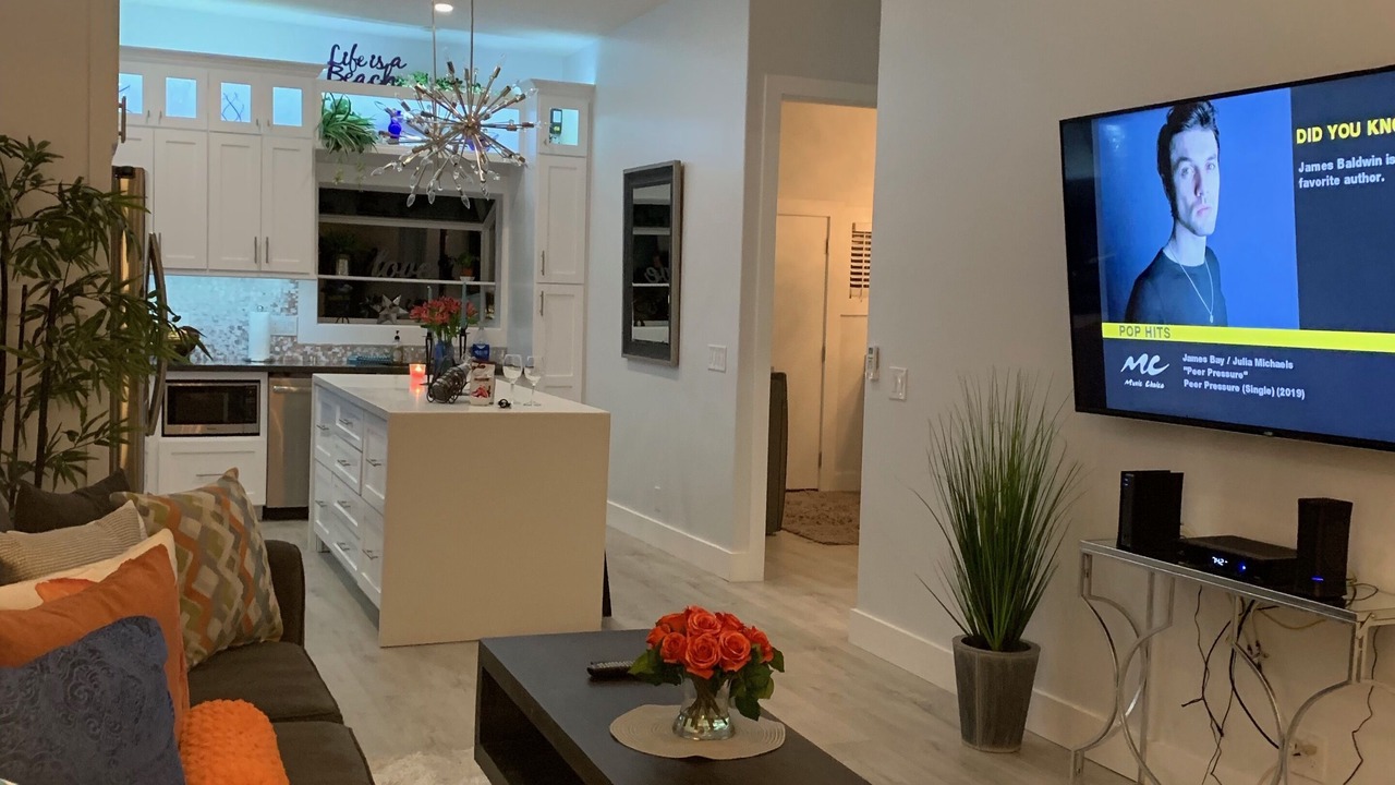 Photo of Livingroom in Marina Peninsula