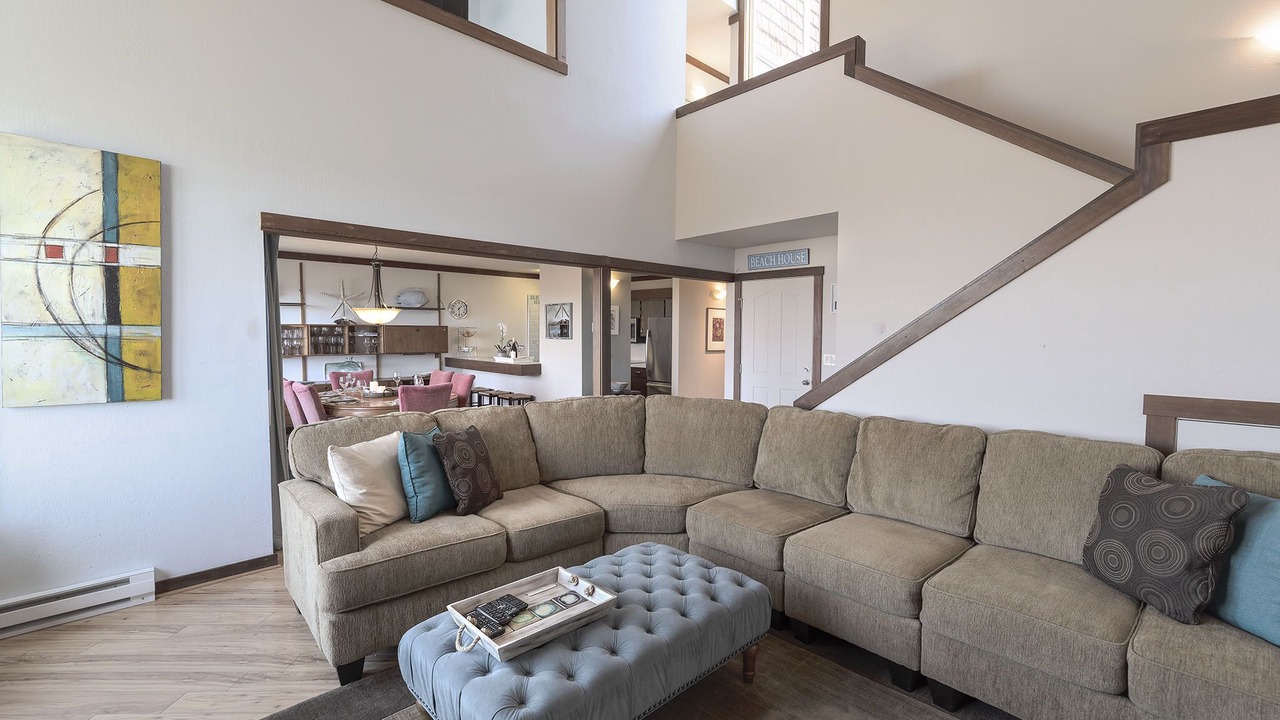 Photo of Livingroom in Castroville
