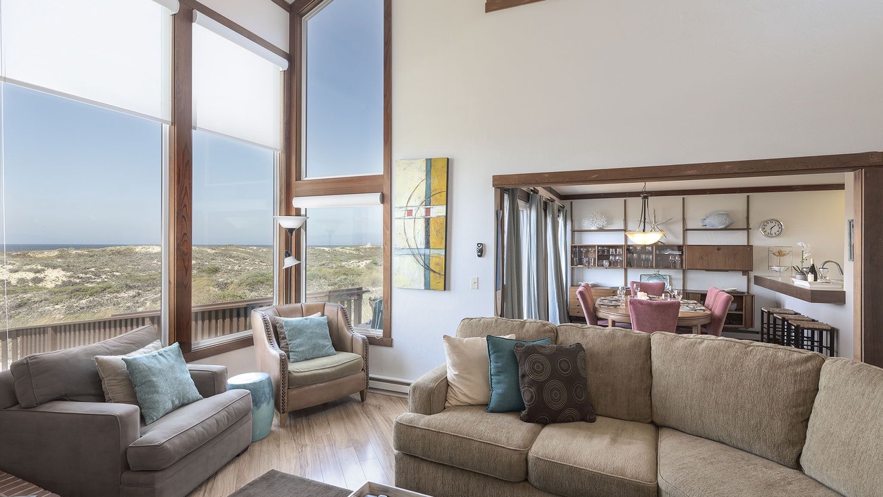 Photo of Livingroom in Castroville