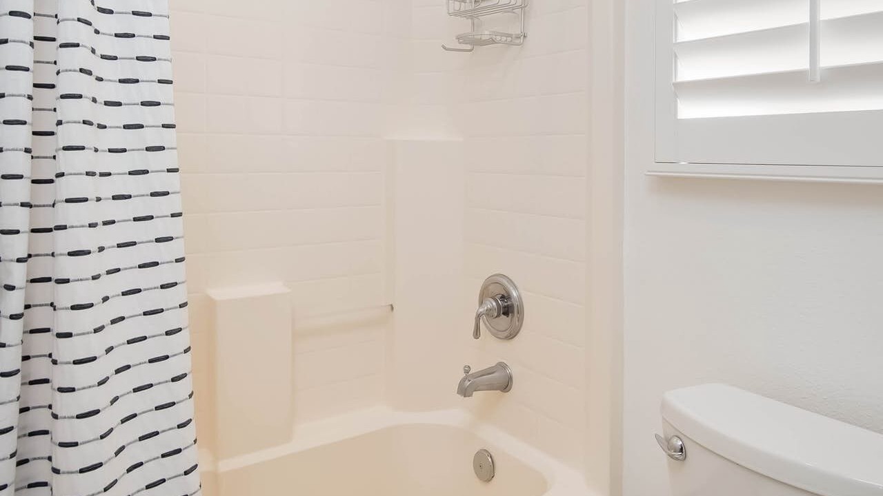 Photo of Bathroom in Townsite