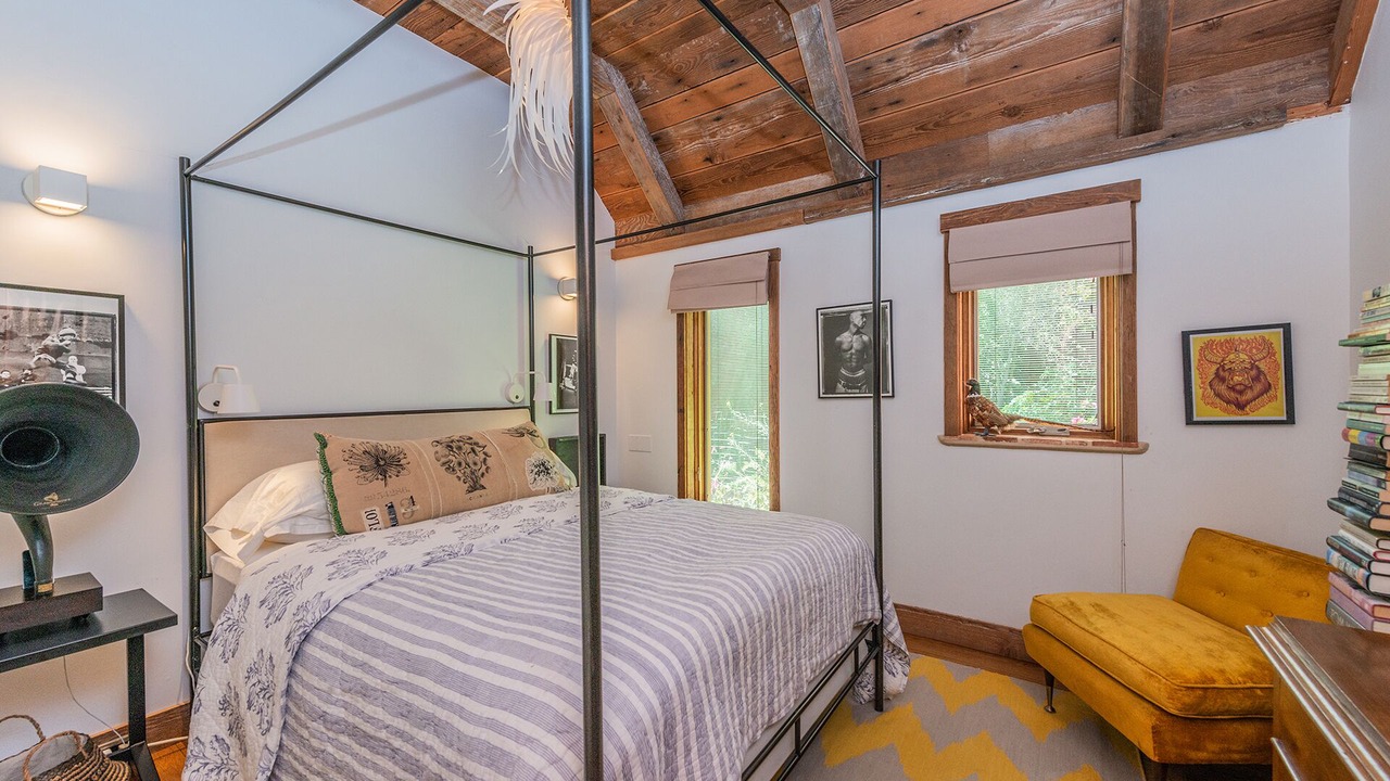 Photo of Bedroom in Belvedere Tiburon