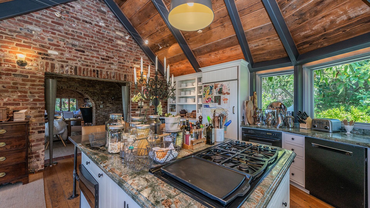 Photo of Kitchen in Belvedere Tiburon