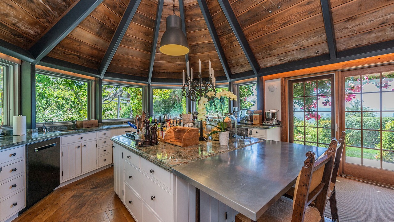 Photo of Kitchen in Belvedere Tiburon