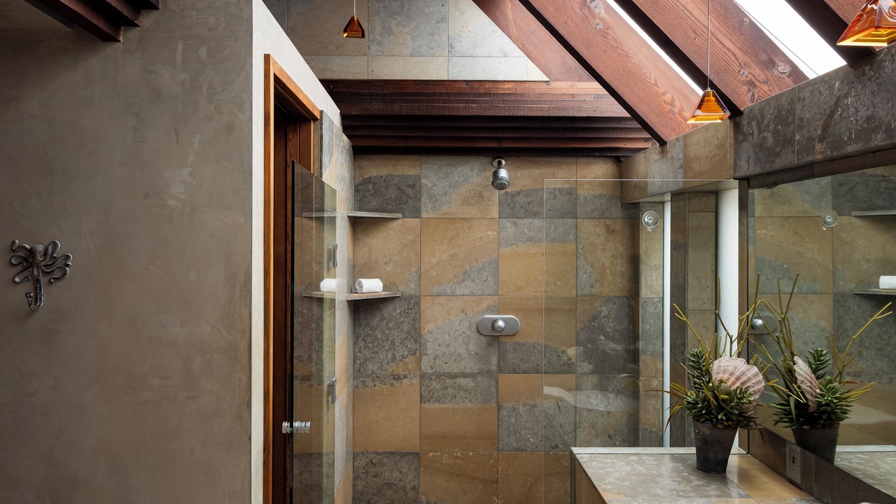 Photo of Bathroom in Beach Barber Tract