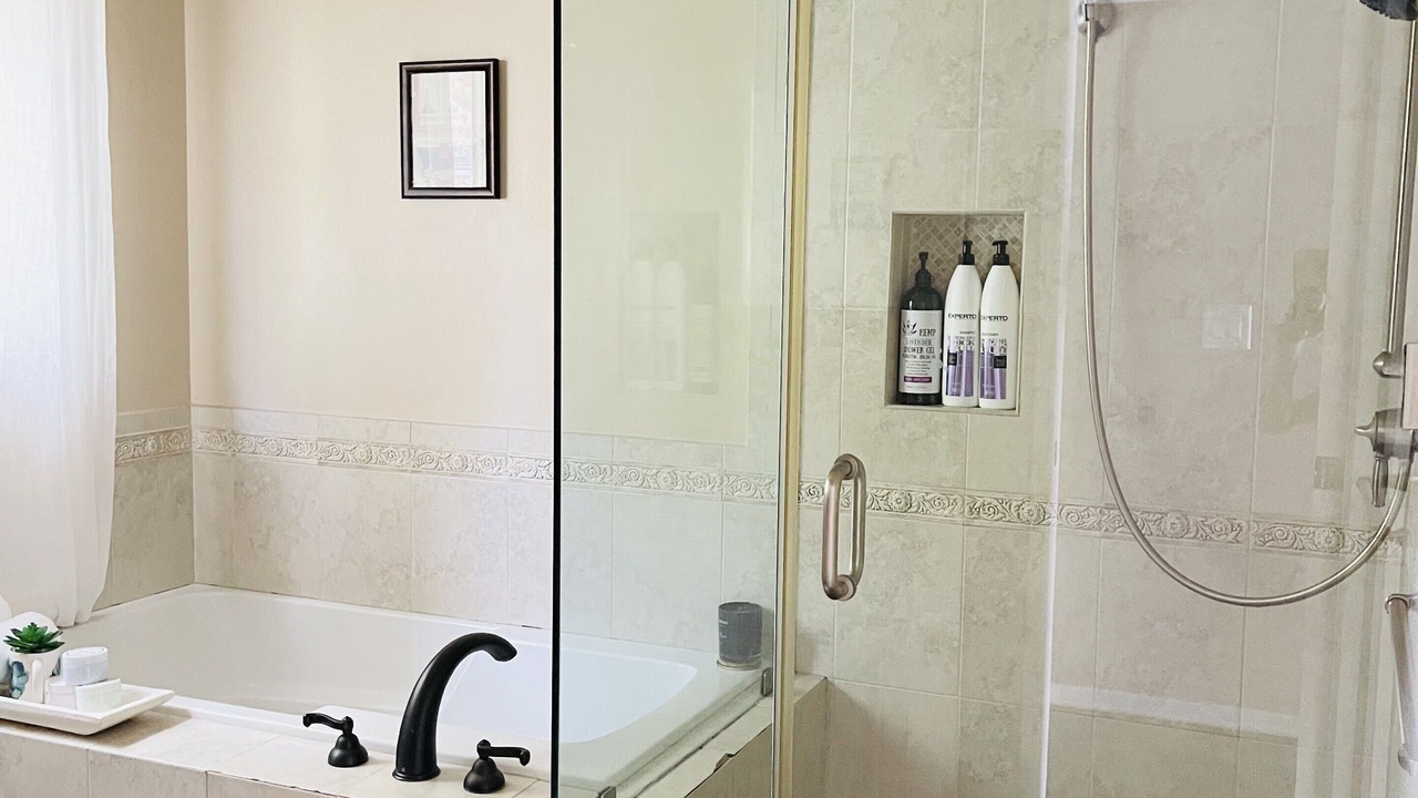 Photo of Bathroom in Pacific Palisades