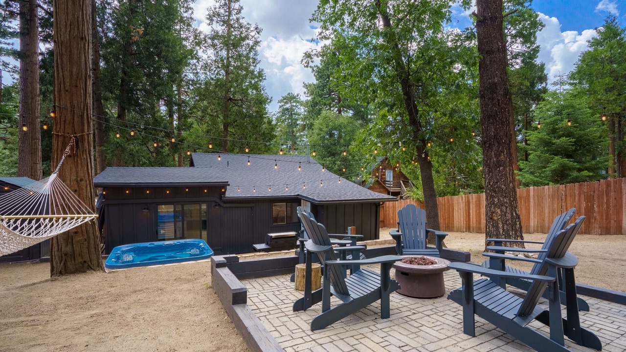 Photo of Patio Balcony in Pine Cove