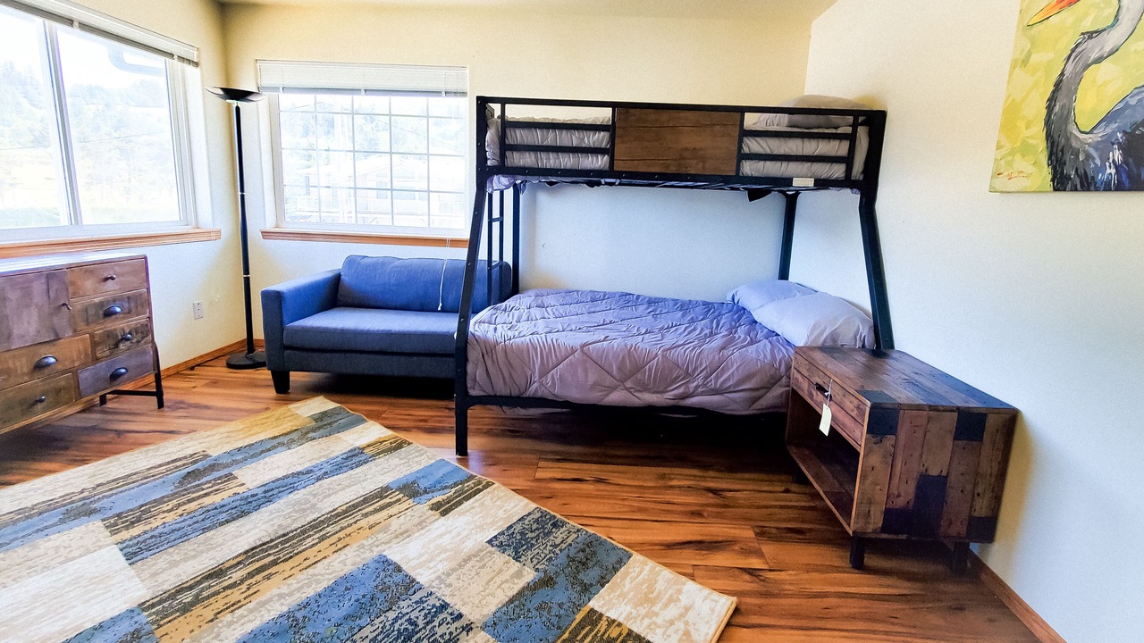 Photo of Bedroom in Smith River