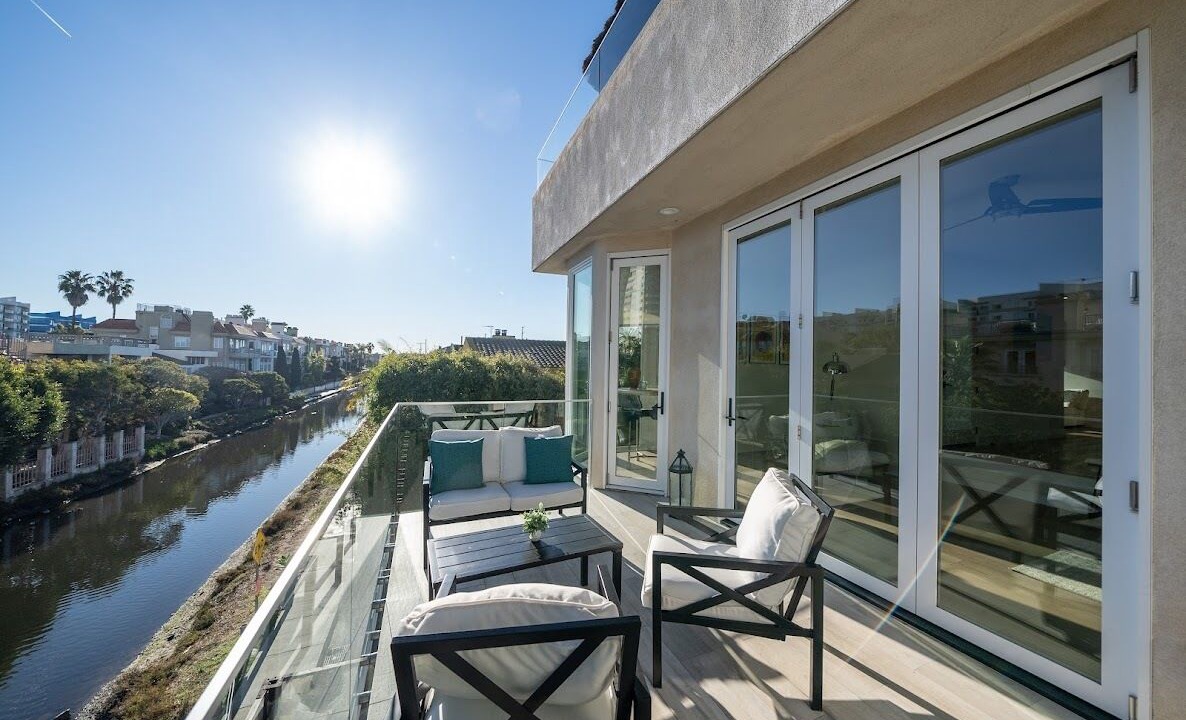 Photo of Patio Balcony in Marina Peninsula