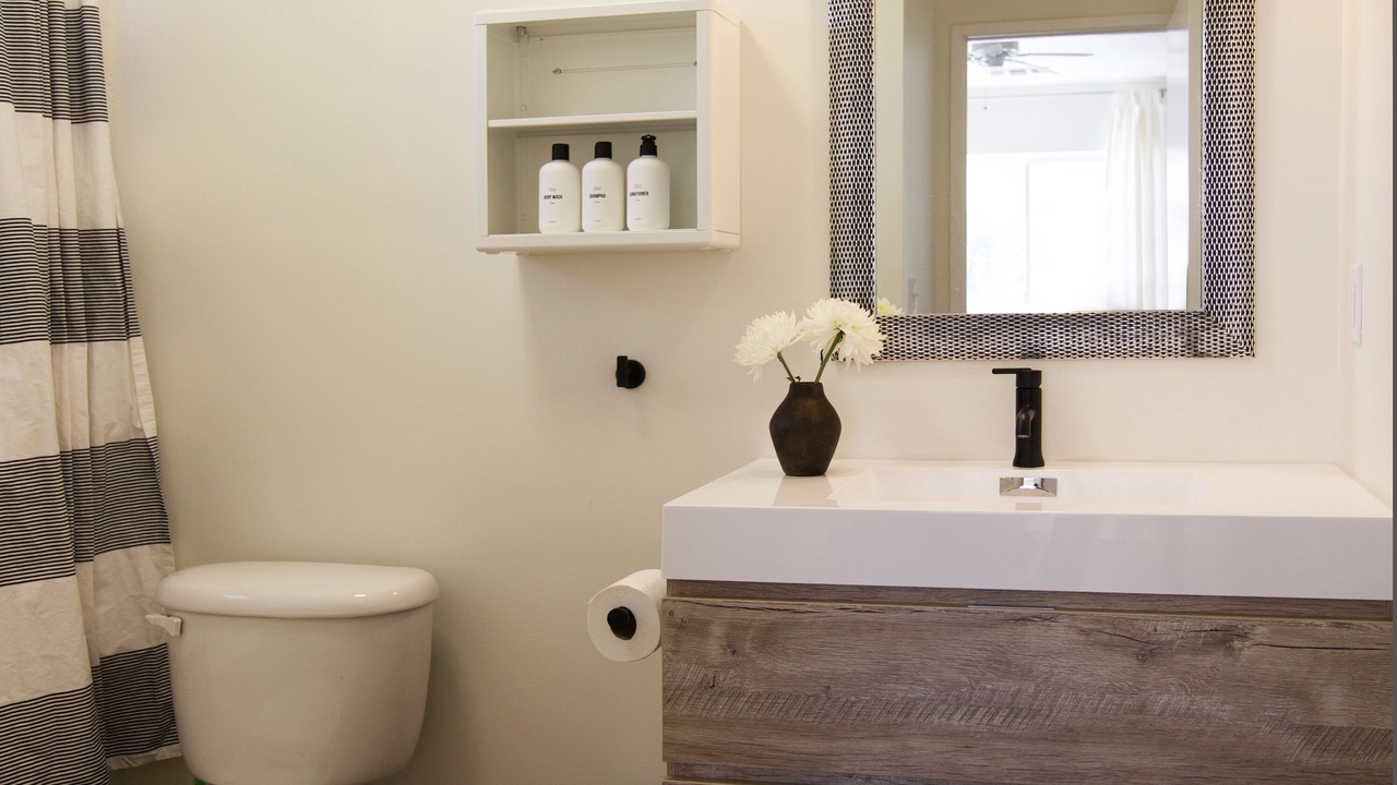 Photo of Bathroom in Joshua Tree Highlands