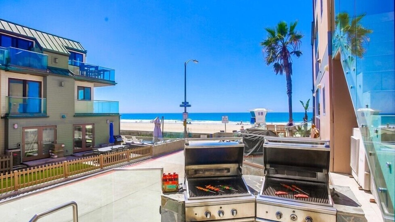 Photo of Patio Balcony in Mission Beach