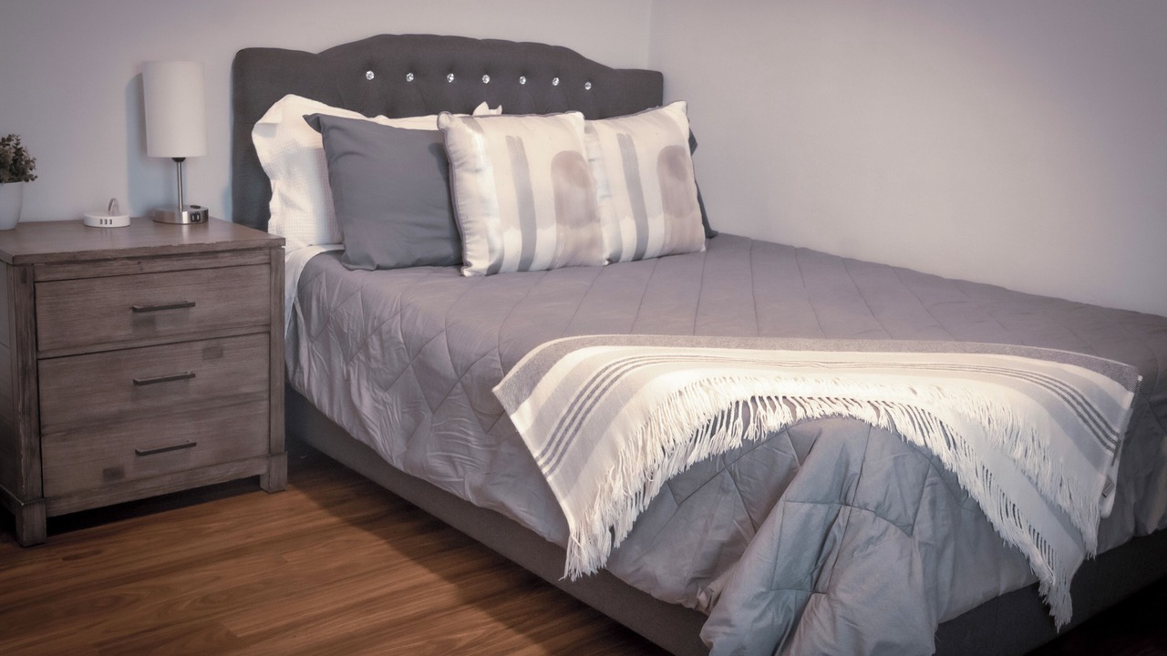 Photo of Bedroom in Oleander - Sunset