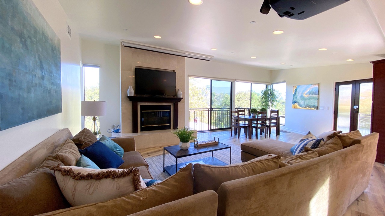 Photo of Livingroom in South Arroyo