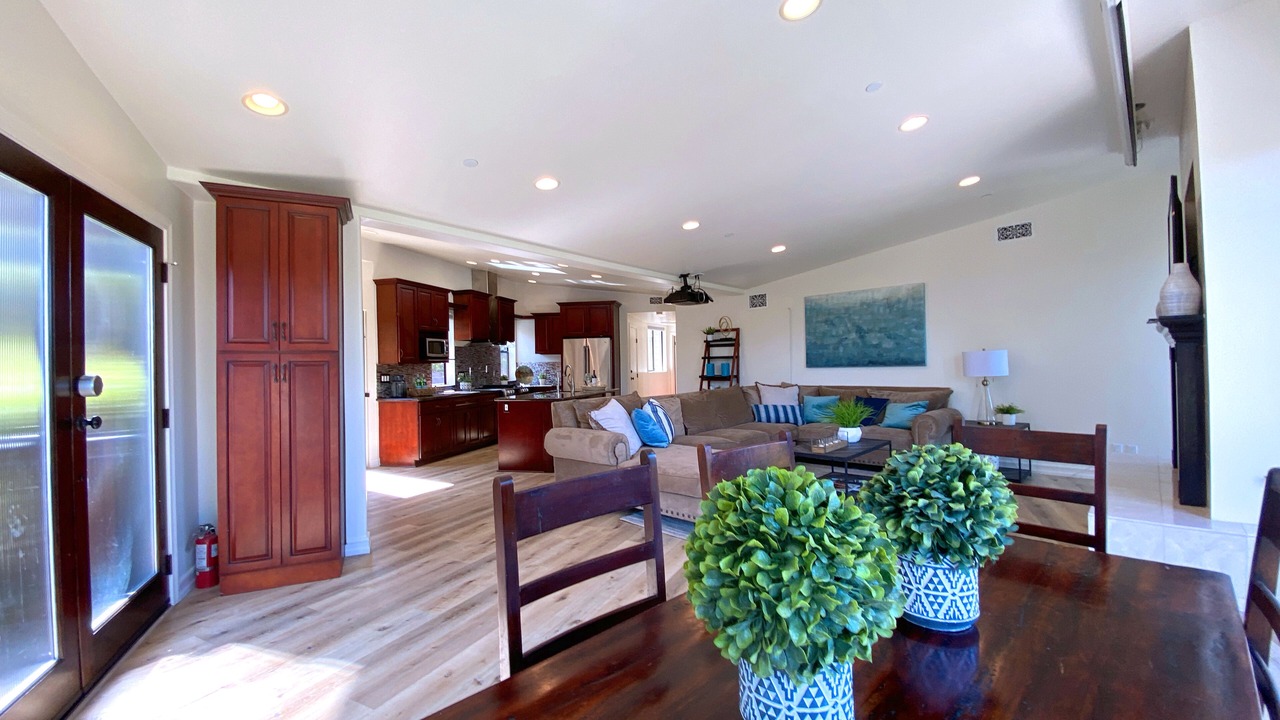 Photo of Livingroom in South Arroyo