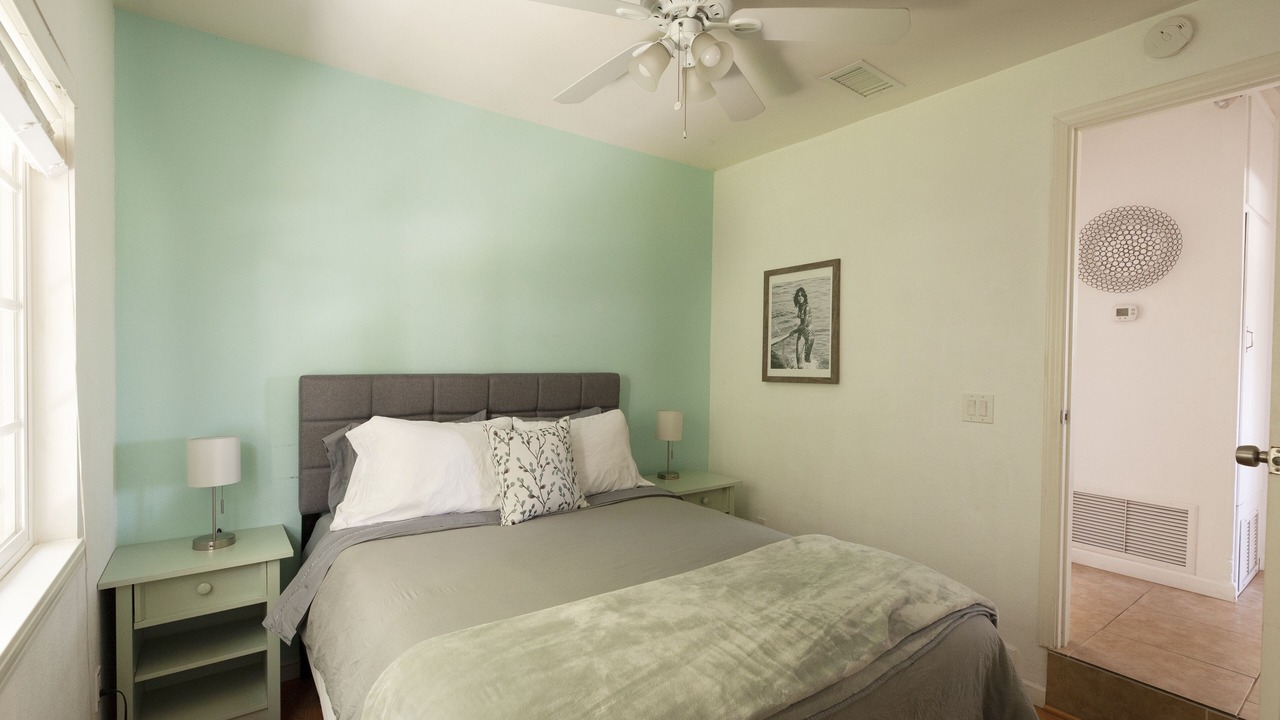 Photo of Bedroom in Eastern Malibu