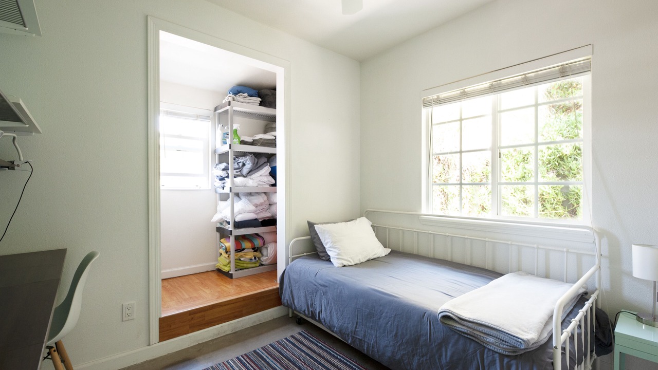 Photo of Bedroom in Eastern Malibu