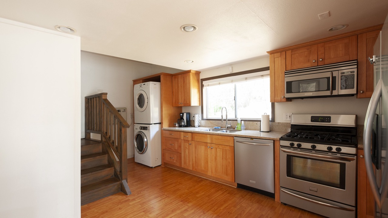 Photo of Kitchen in Eastern Malibu