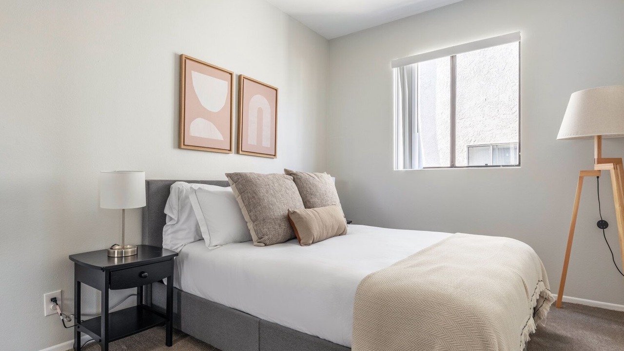 Photo of Bedroom in Hollywood