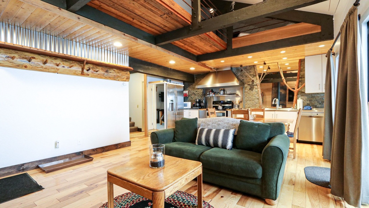 Photo of Bedroom in Majestic Pines
