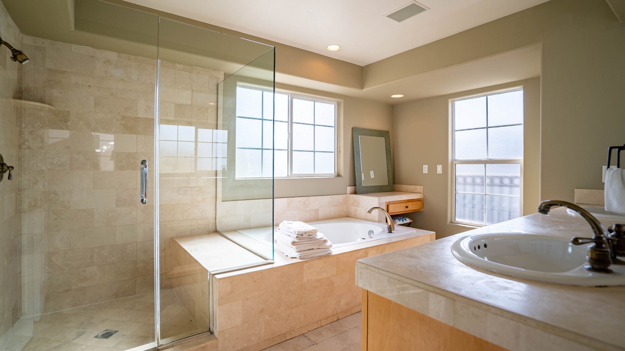 Photo of Bathroom in Marina Peninsula