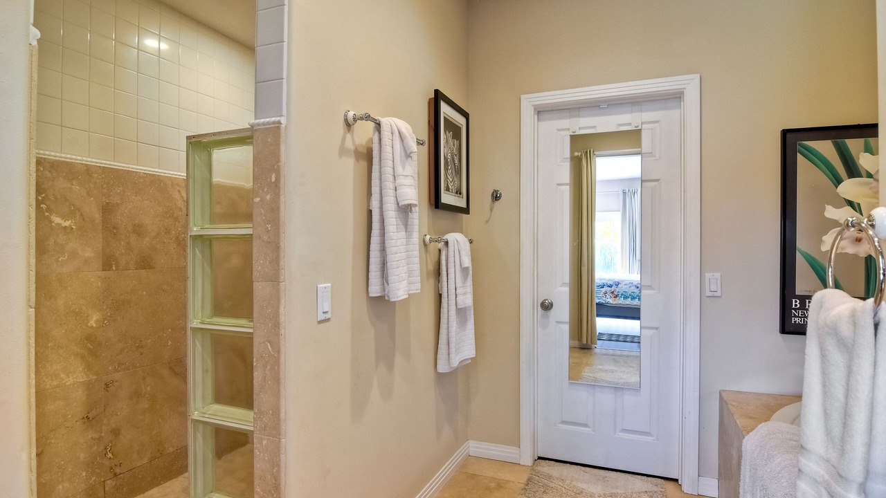 Photo of Bathroom in Vista