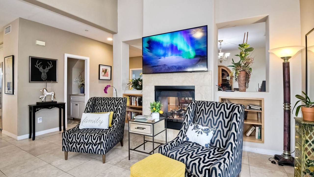 Photo of Livingroom in Vista