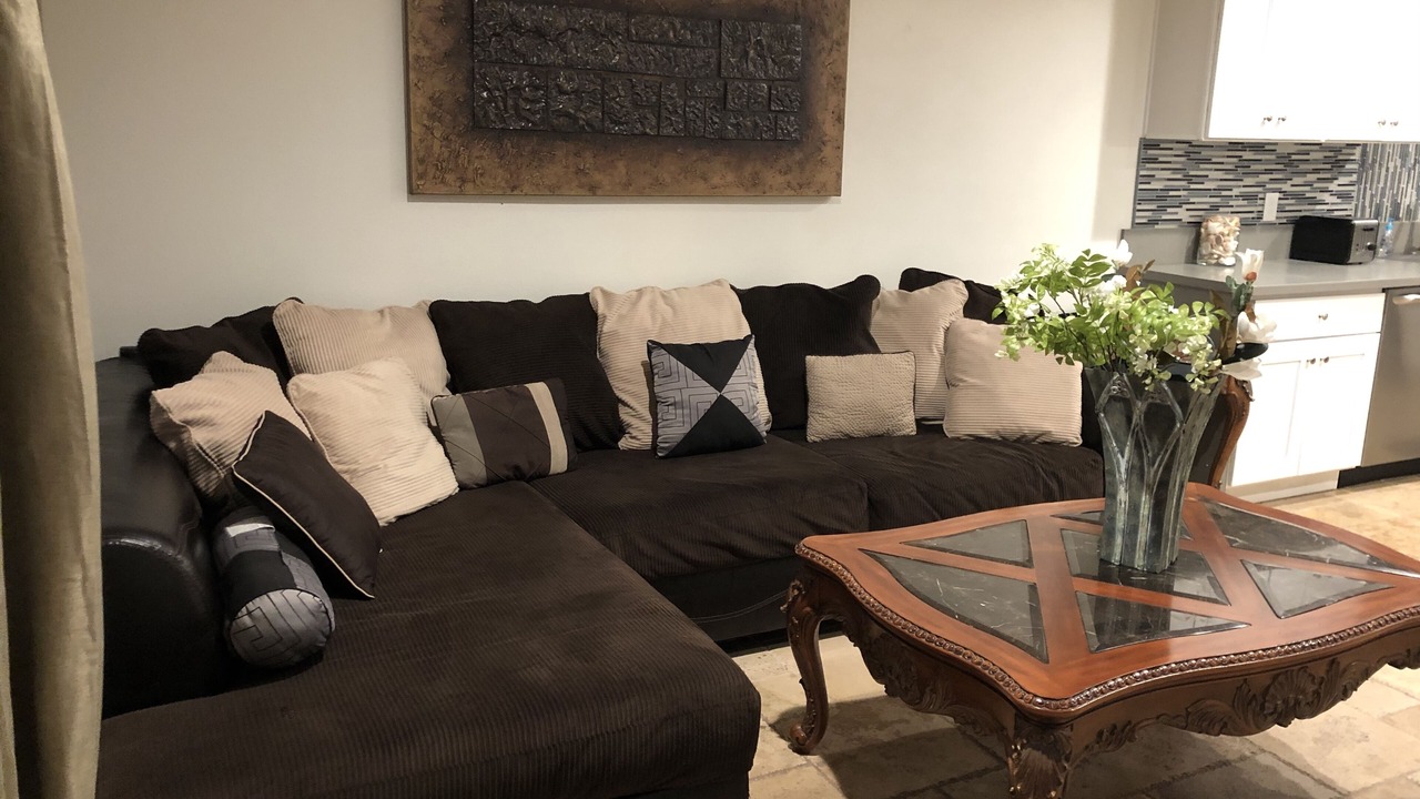 Photo of Livingroom in Downtown