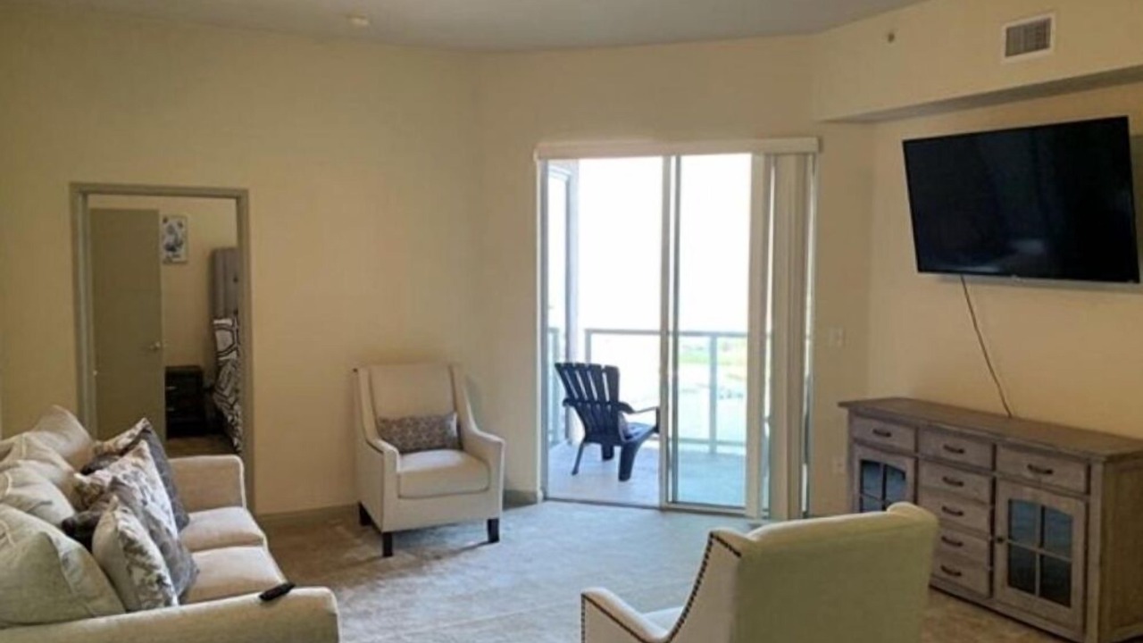 Photo of Livingroom in Waterfront