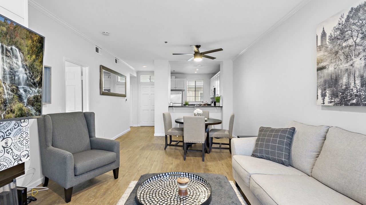 Photo of Livingroom in Huntington Beach