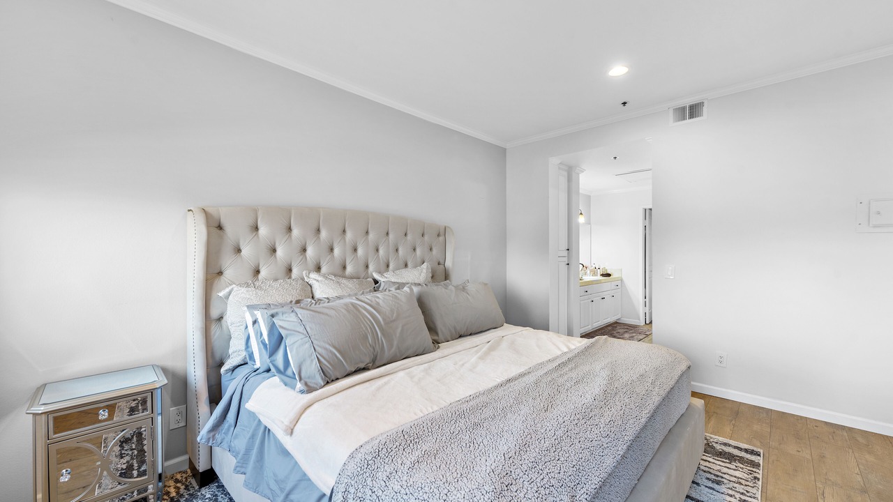 Photo of Bedroom in Huntington Beach