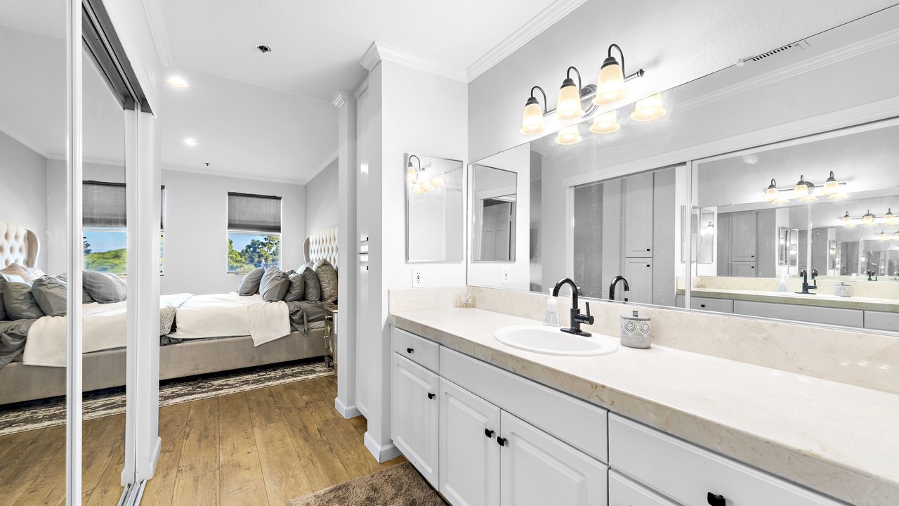 Photo of Bathroom in Huntington Beach