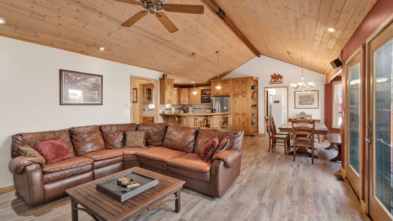 Photo of Livingroom in Woodlands