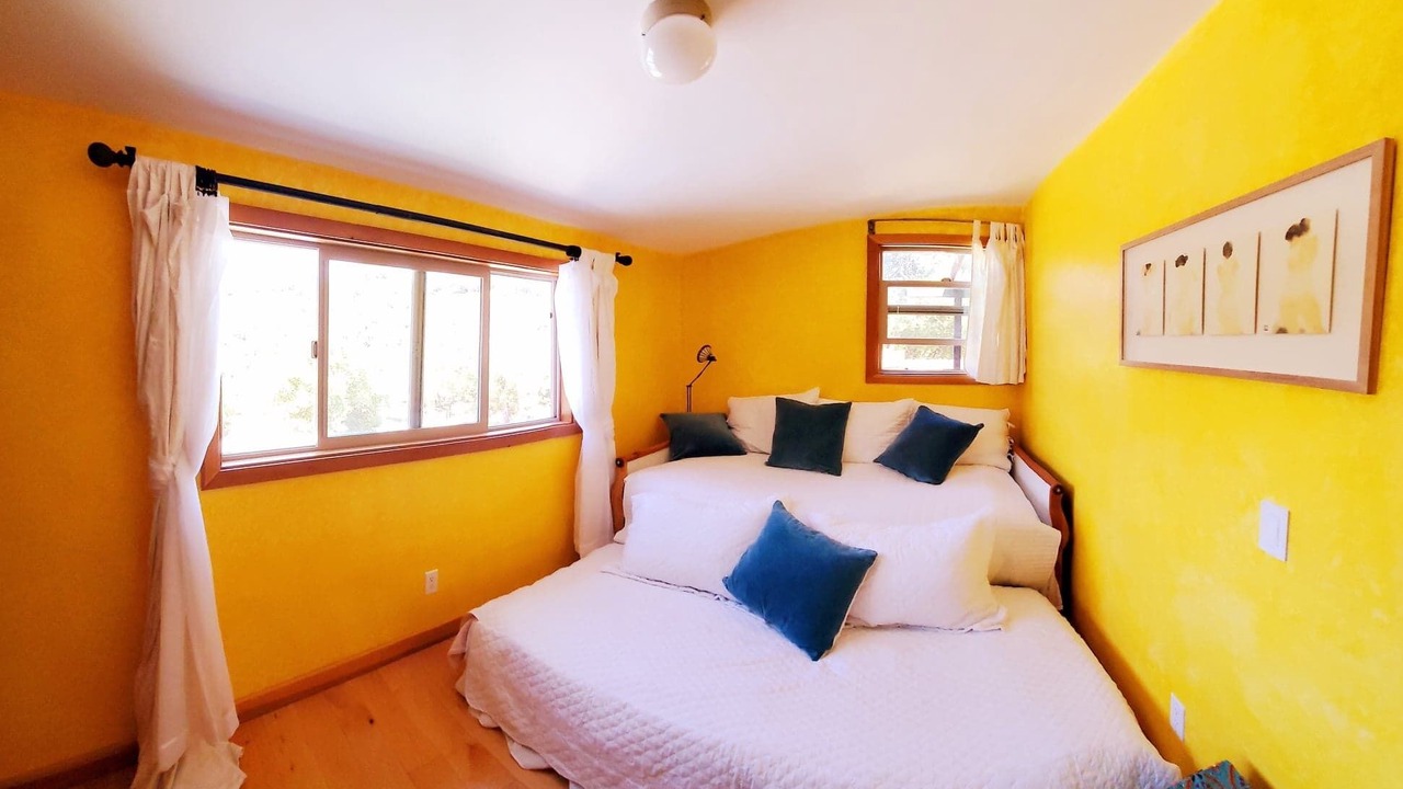 Photo of Bedroom in Fernwood