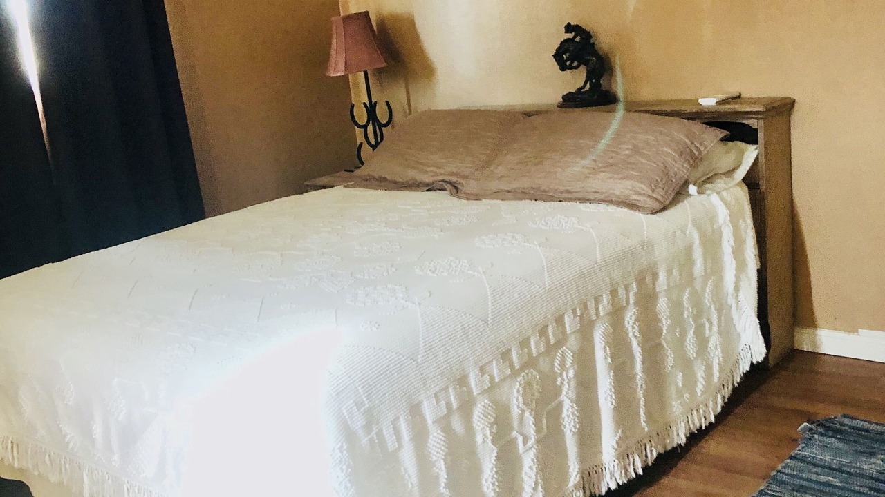Photo of Bedroom in Inyokern