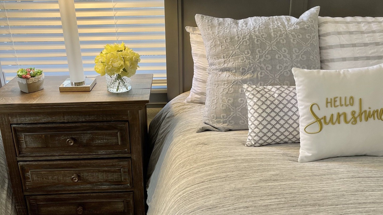 Photo of Bedroom in Alamitos Beach
