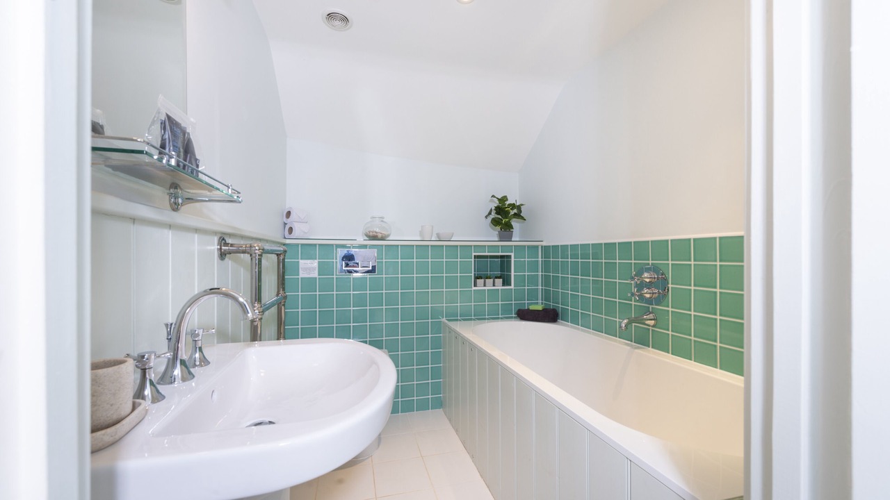 Photo of Bathroom in Port Navas