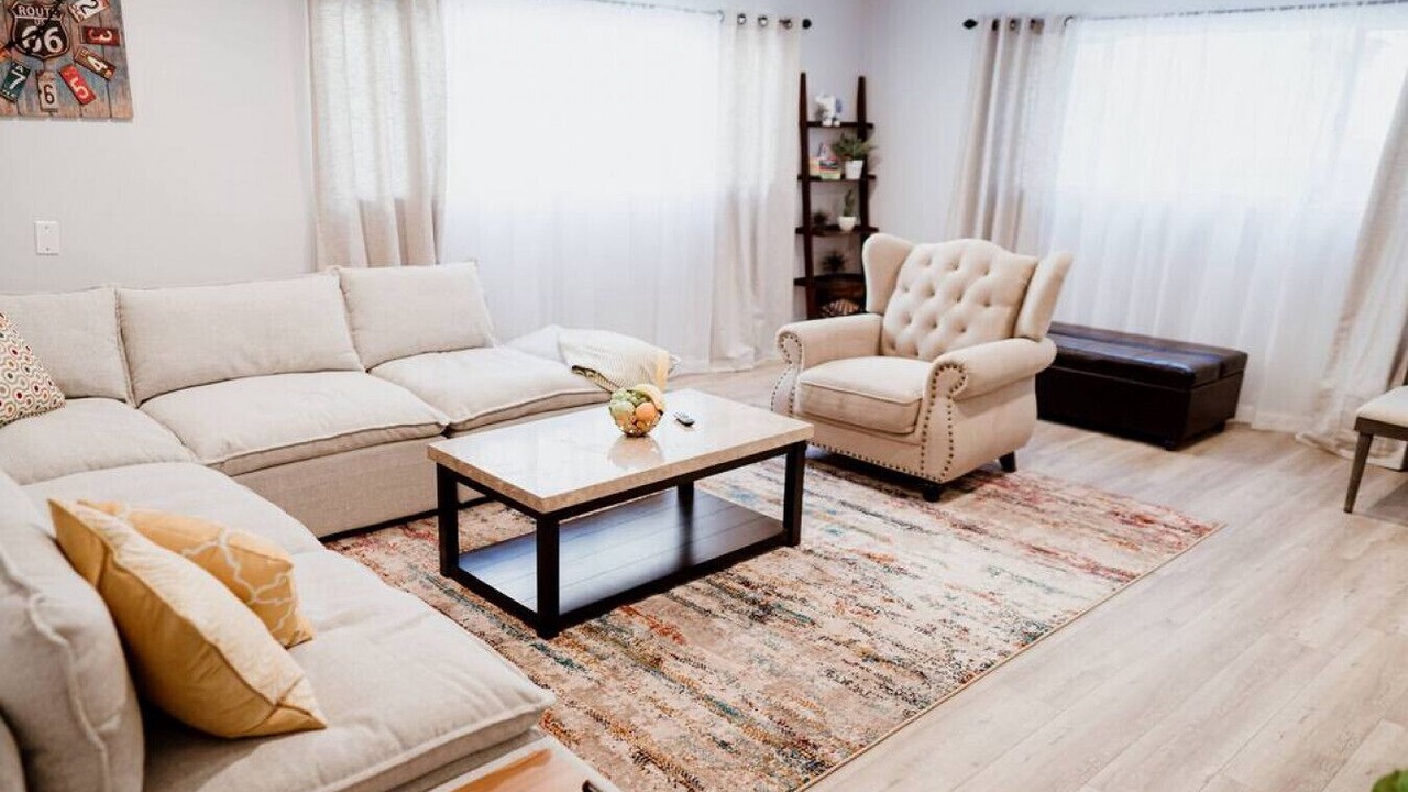 Photo of Bedroom in NoHo Arts District