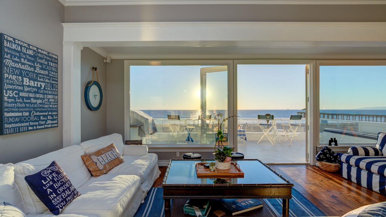 Photo of Livingroom in The Strand