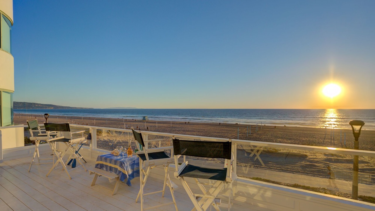 Photo of Patio Balcony in The Strand