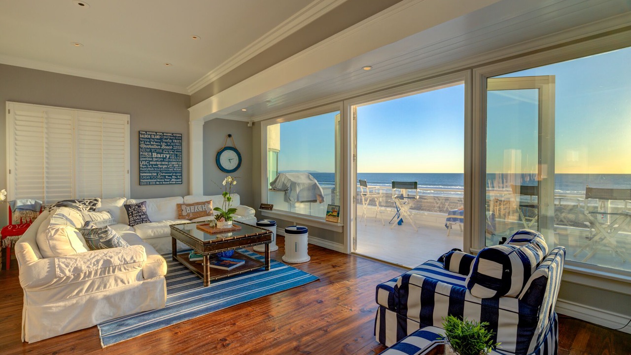 Photo of Livingroom in The Strand