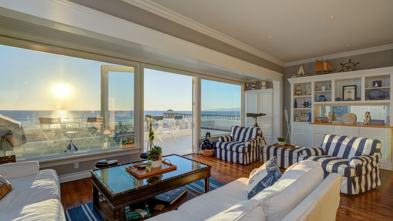 Photo of Livingroom in The Strand