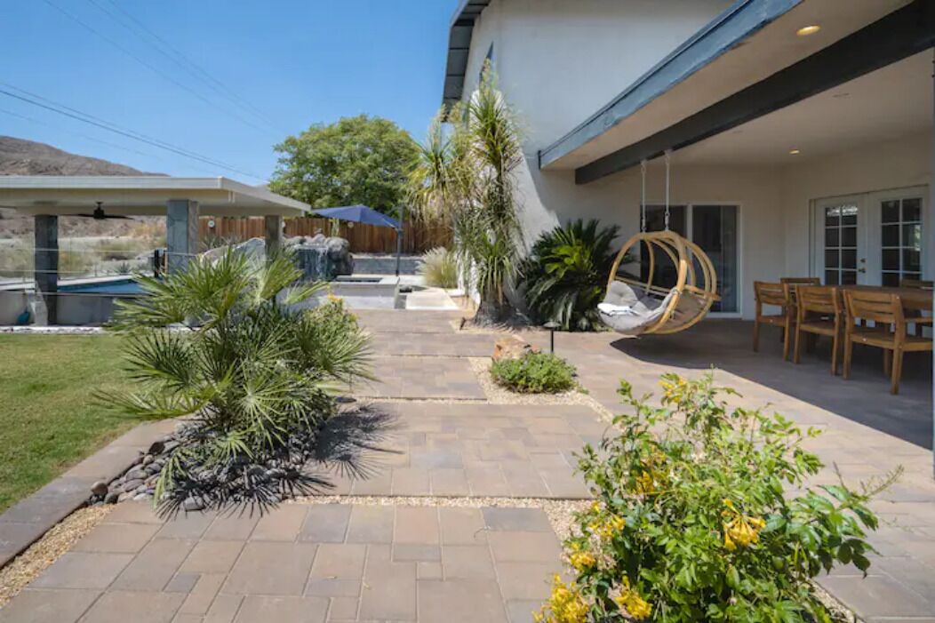 Photo of Outdoor in Cathedral City Cove