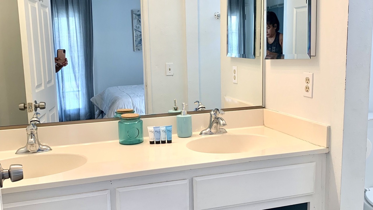 Photo of Bathroom in Moreno Valley