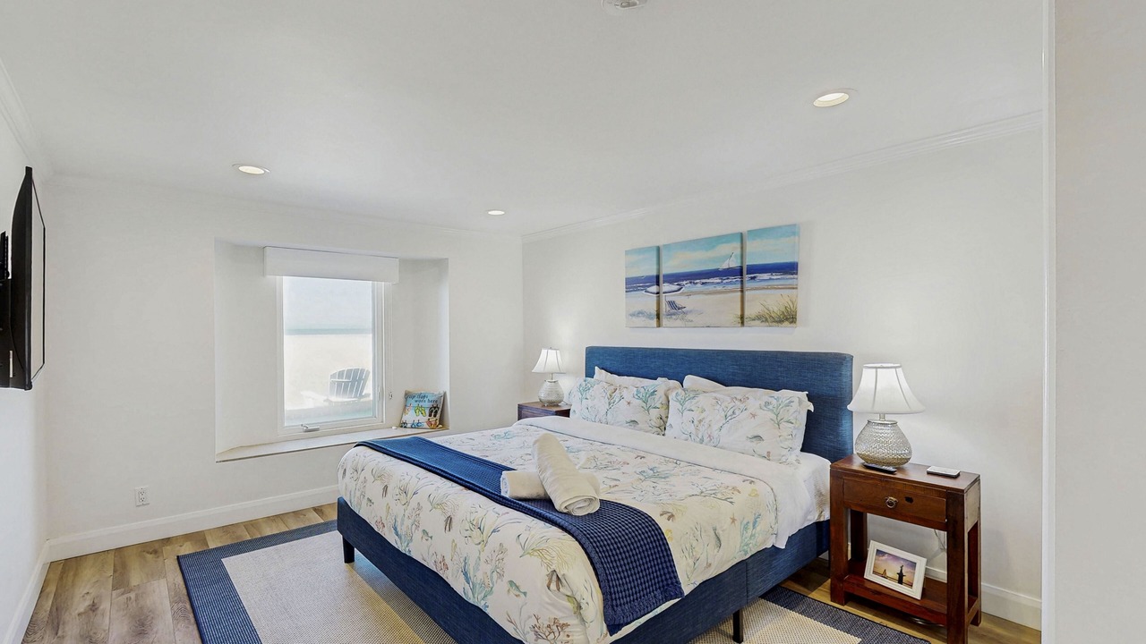 Photo of Bedroom in Hollywood Beach