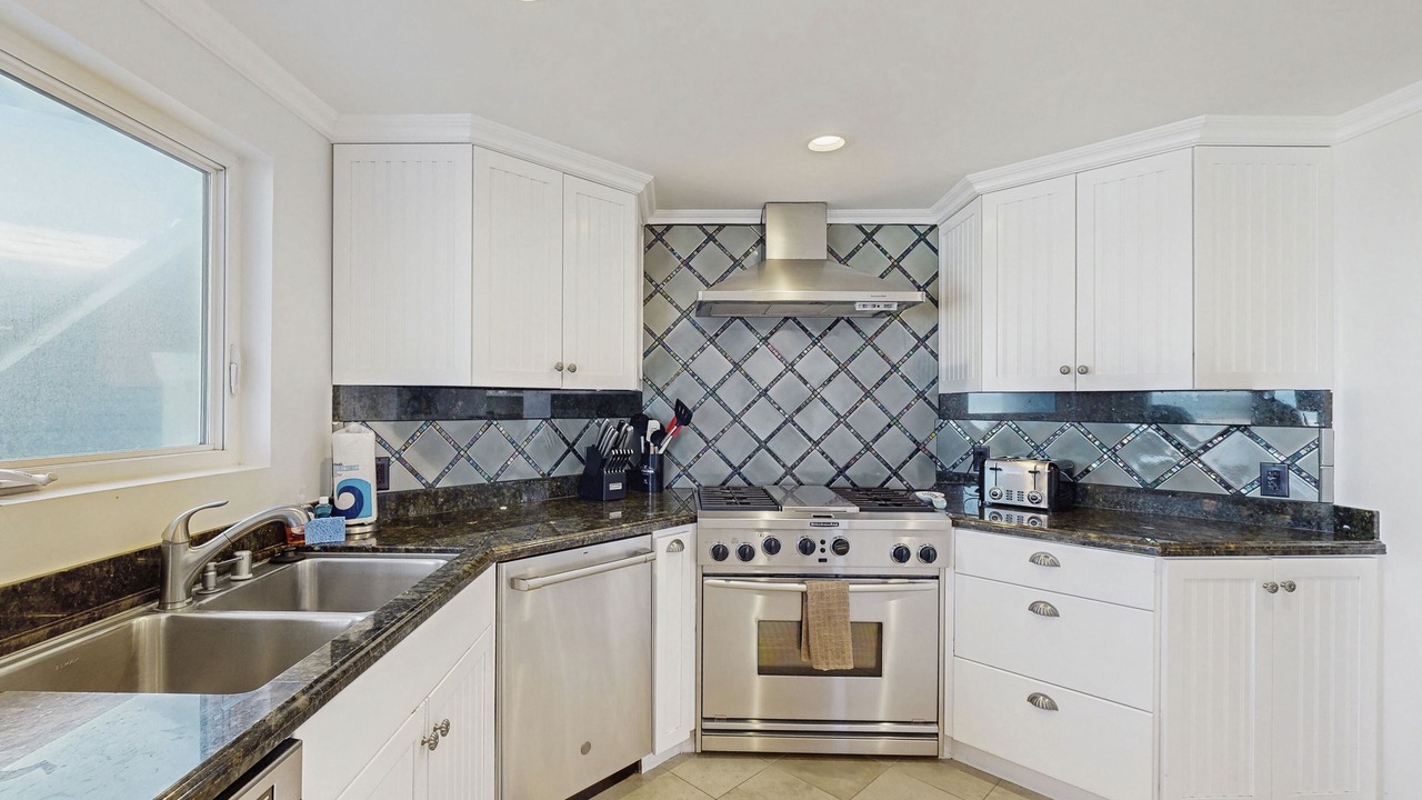 Photo of Kitchen in Hollywood Beach