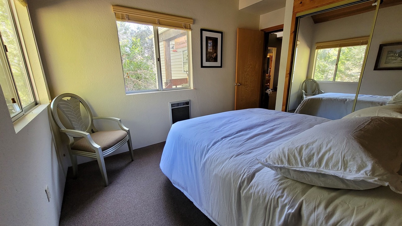 Photo of Bedroom in Pine Cove