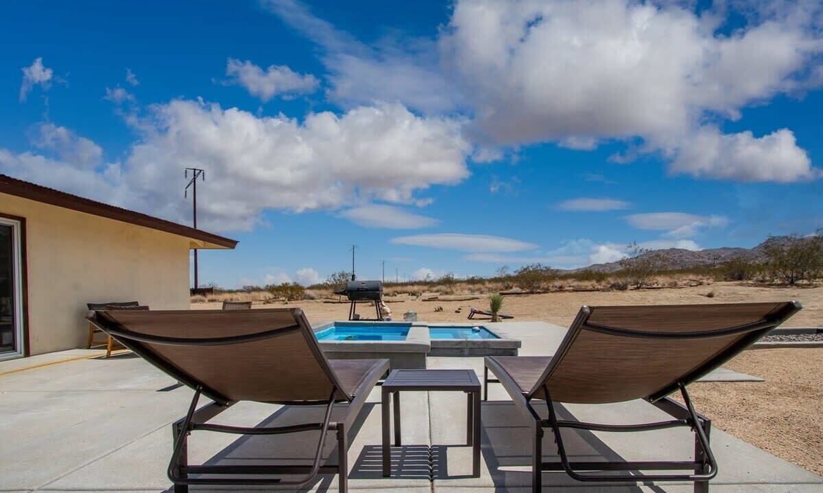 Photo of Patio Balcony in Panorama Heights