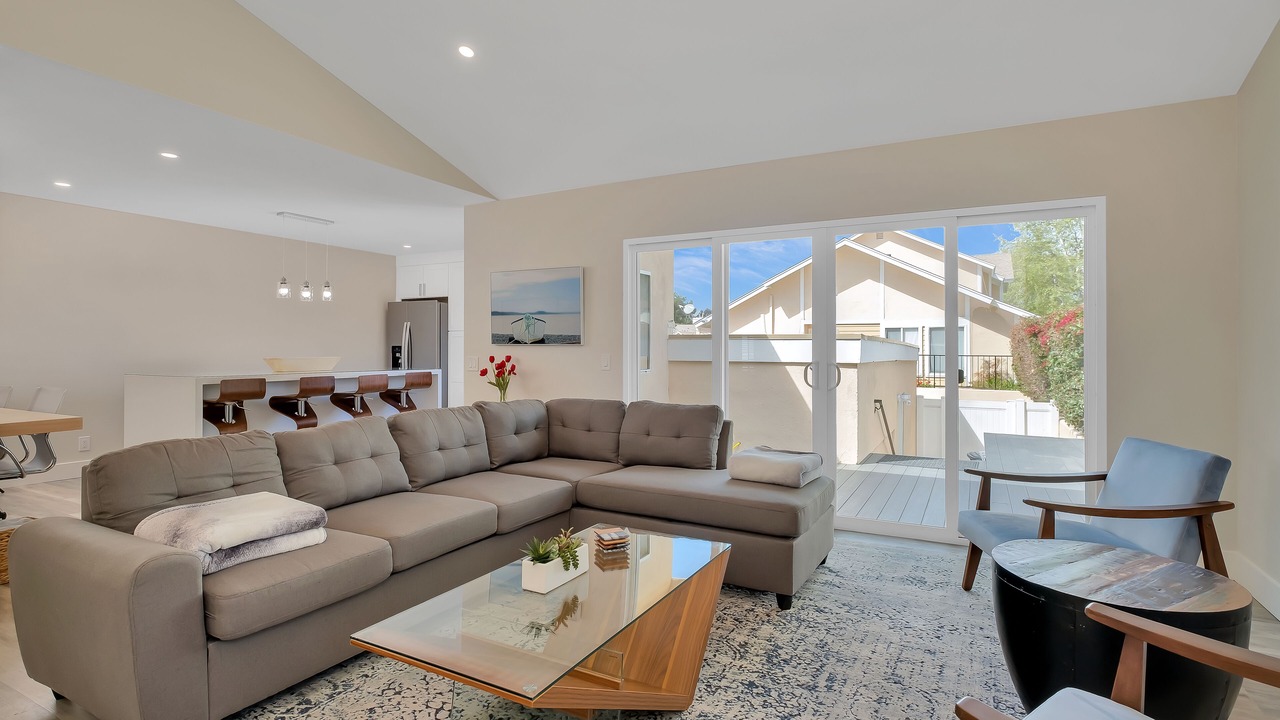 Photo of Livingroom in Lake Forest