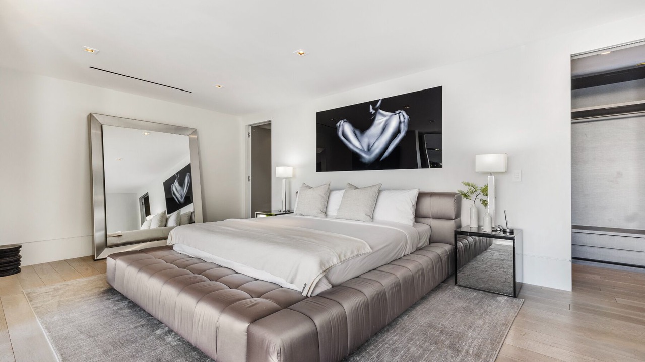 Photo of Bedroom in Hollywood Hills West